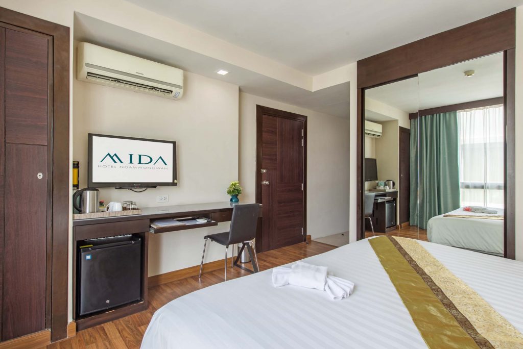 Mida Hotel Ngamwongwan - hotel rooms